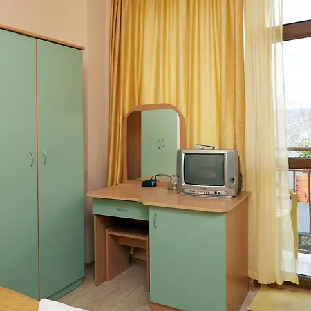 Casa Zdrava ゲストハウス 2*